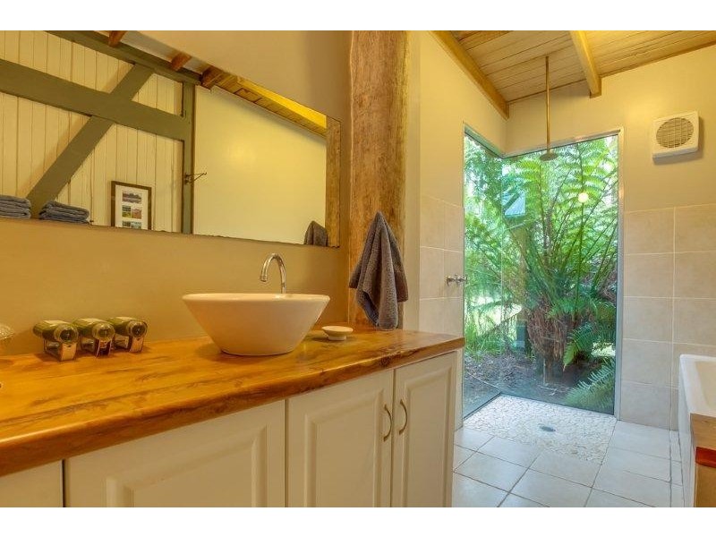 65 Cherry Farm Rd, Underwood TAS 7268