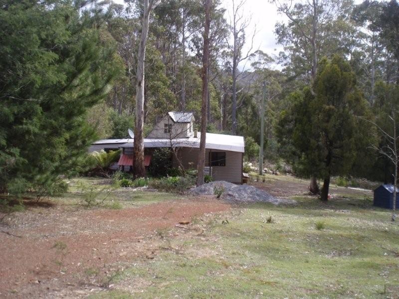 7 Bensemans Lane, Birralee TAS 7303