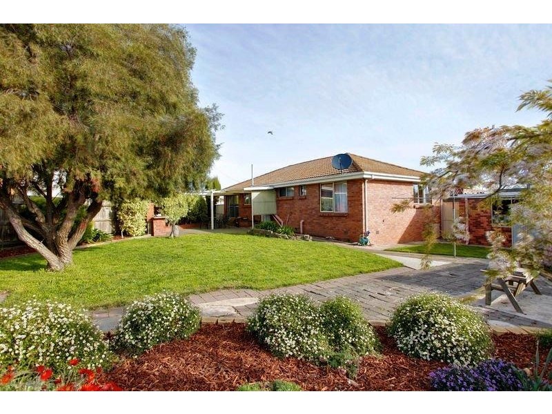 18 Sebastian Court, Newnham TAS 7248