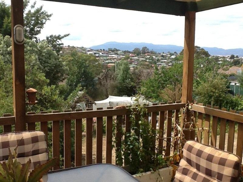 13 Peters Avenue, Summerhill TAS 7250