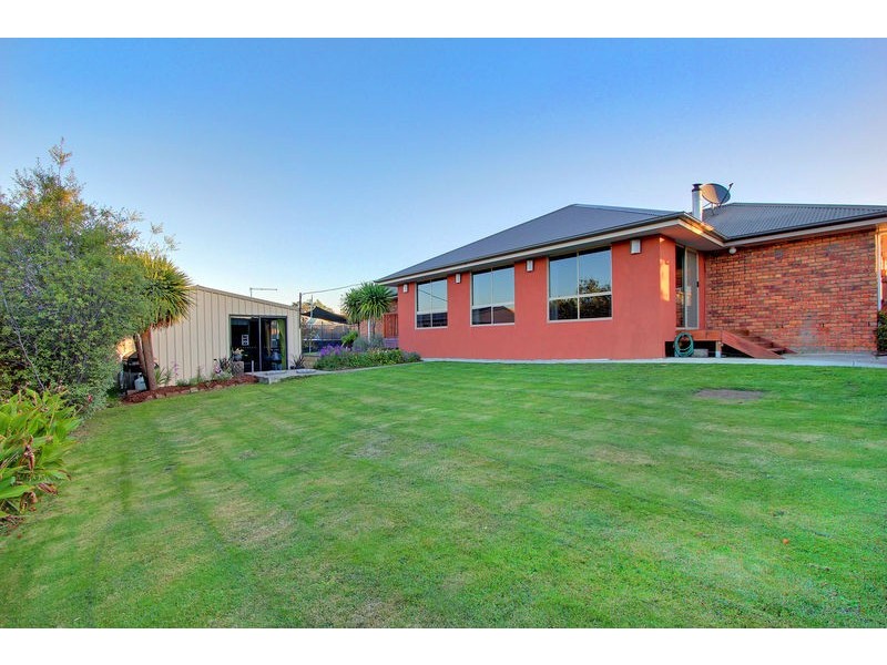 12 Encee Drive, St Leonards TAS 7250