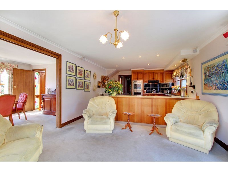 18 Heathfield Street, Norwood TAS 7250