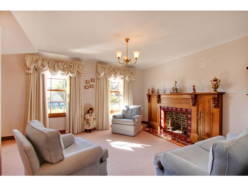 18 Heathfield Street, Norwood TAS 7250