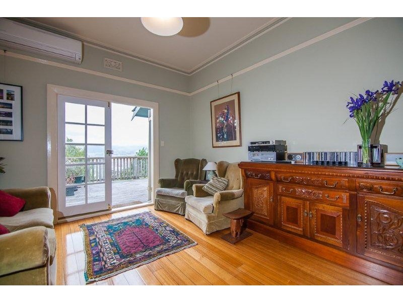 24 Bain Terrace, Trevallyn TAS 7250