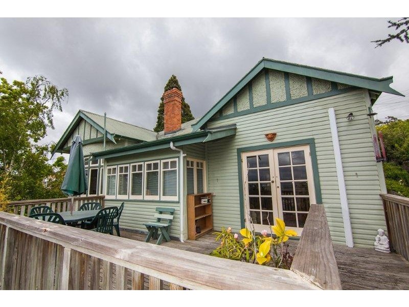 24 Bain Terrace, Trevallyn TAS 7250