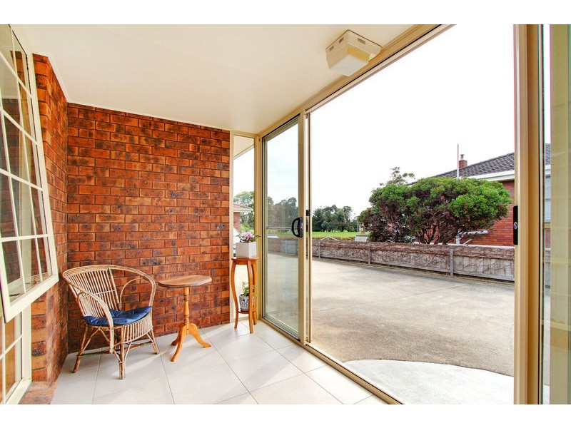 1/5 Downing Street, Riverside TAS 7250