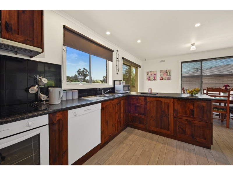 15 Clinton Court, Summerhill TAS 7250