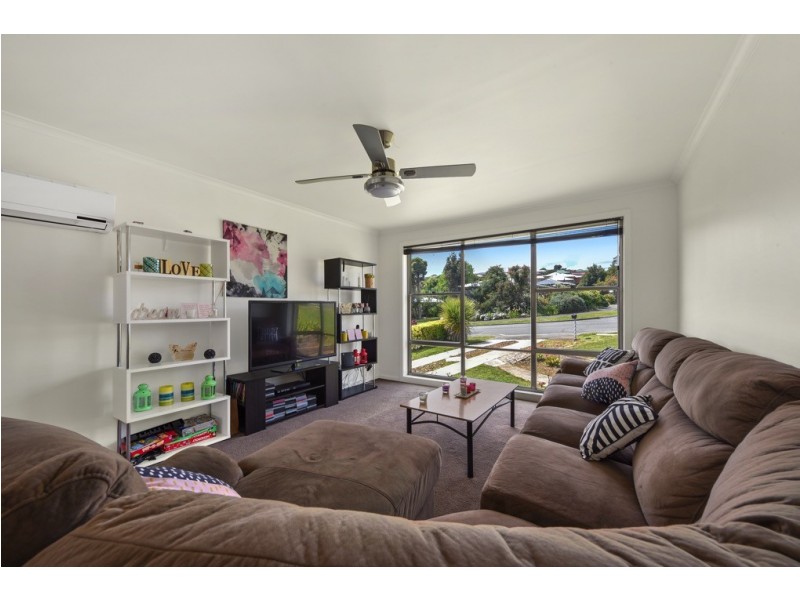 15 Clinton Court, Summerhill TAS 7250