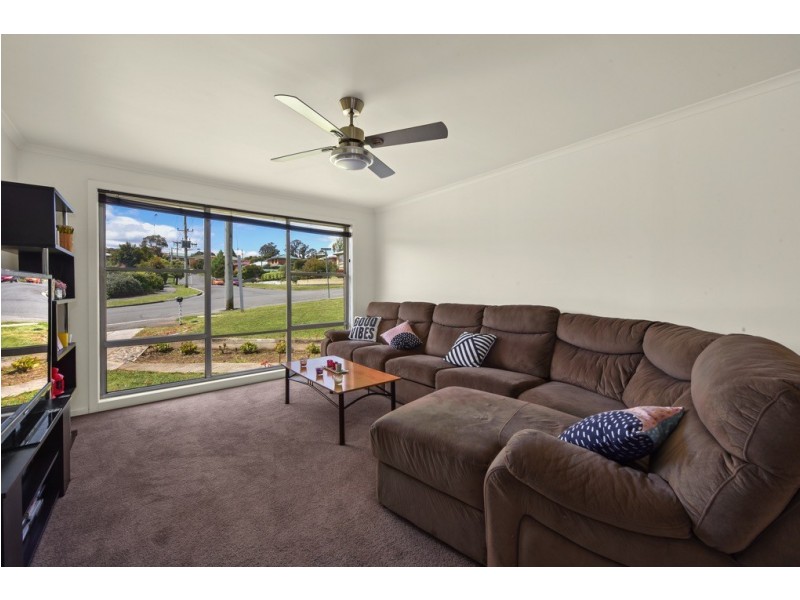 15 Clinton Court, Summerhill TAS 7250