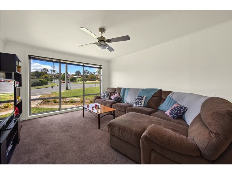 15 Clinton Court, Summerhill TAS 7250