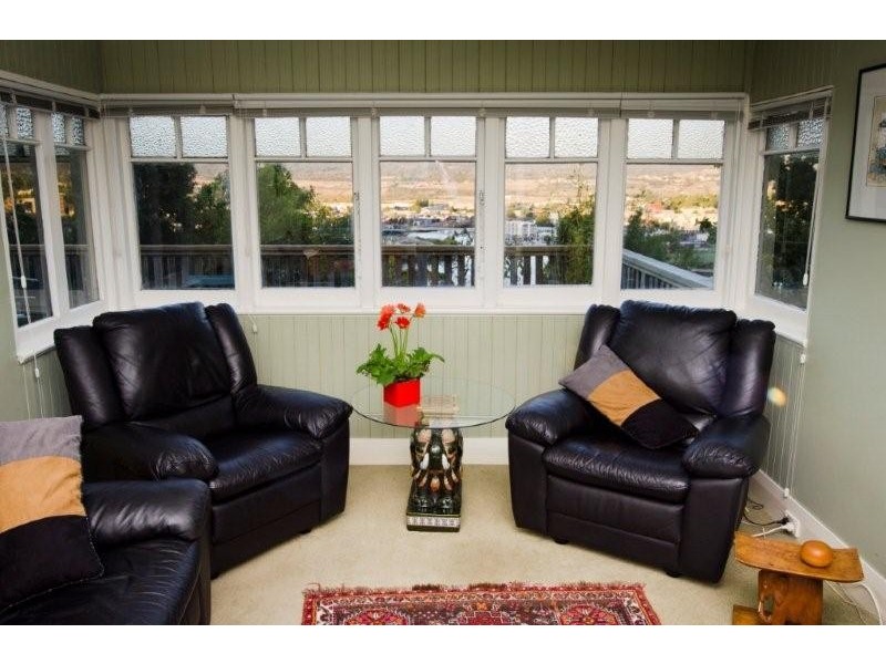 24 Bain Terrace, Trevallyn TAS 7250