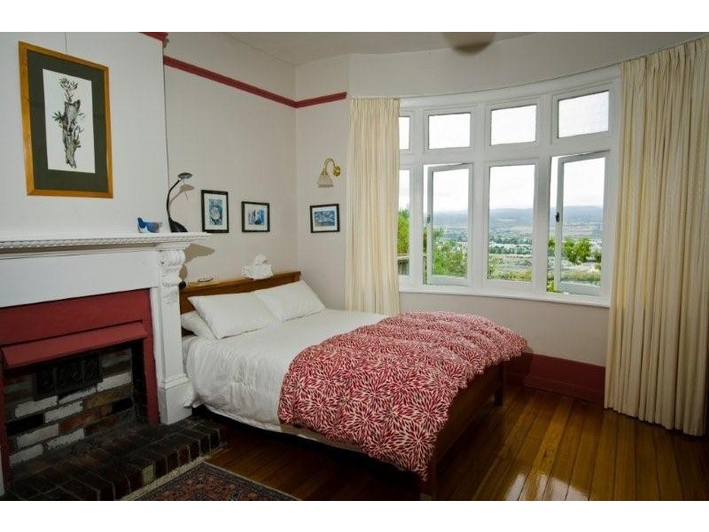 24 Bain Terrace, Trevallyn TAS 7250