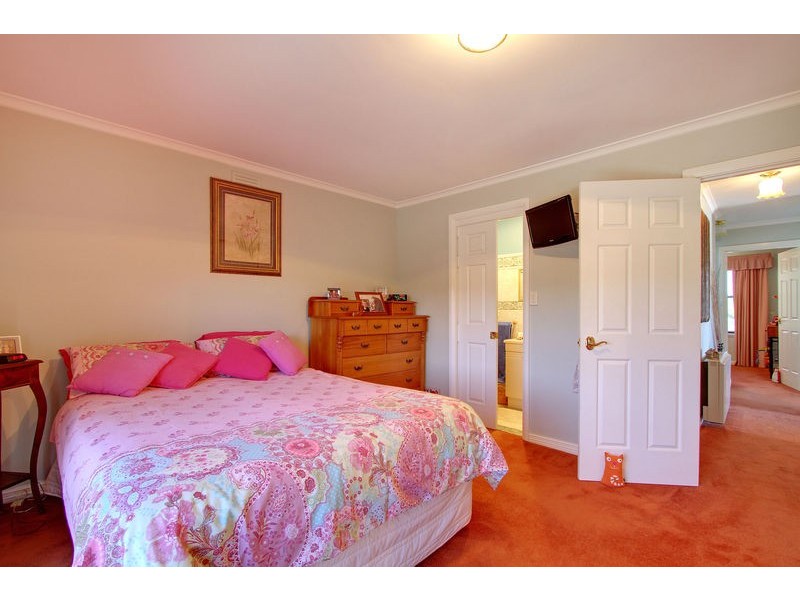 49 Sandown Rd, Norwood TAS 7250