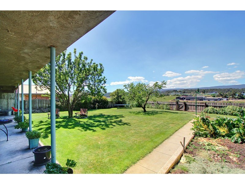 49 Sandown Rd, Norwood TAS 7250