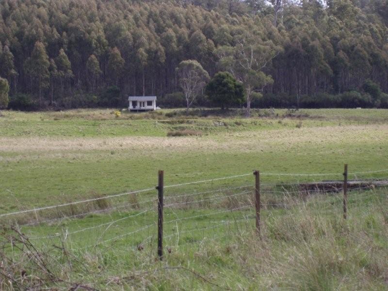 . Priestleys Lane, Birralee TAS 7303