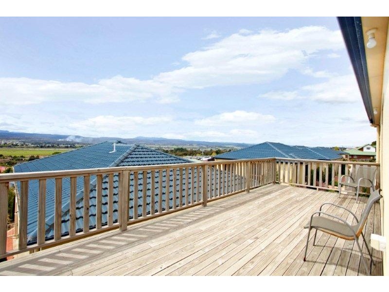 10/85 Riverside Drive, Riverside TAS 7250