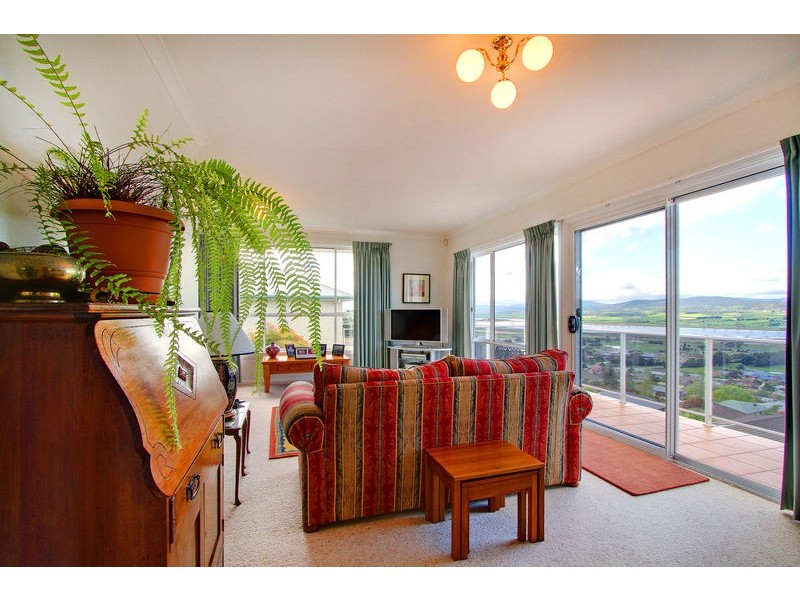 25 Allison Avenue, Riverside TAS 7250