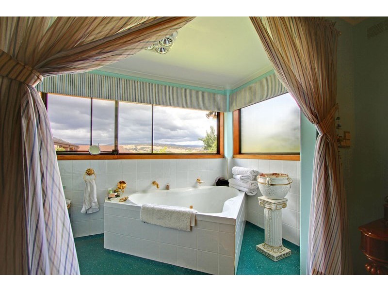 34 Boiton Hill Road, Norwood TAS 7250