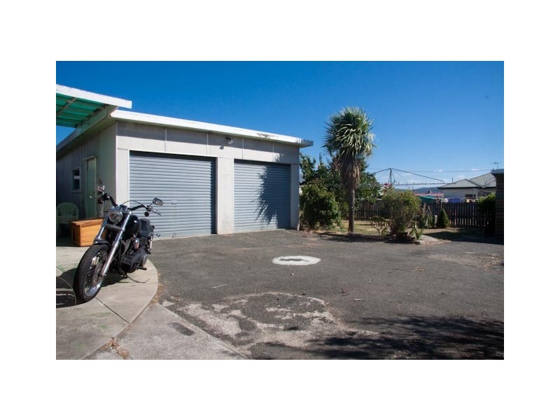 1 Wadley Street, Newnham TAS 7248