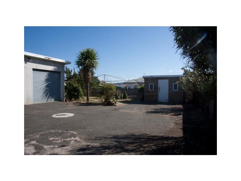 1 Wadley Street, Newnham TAS 7248