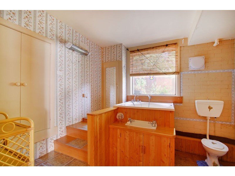 330 Upper York Street, West Launceston TAS 7250