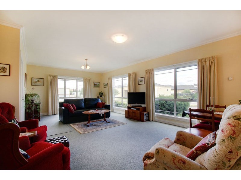10 Elphinwood Square, Newstead TAS 7250