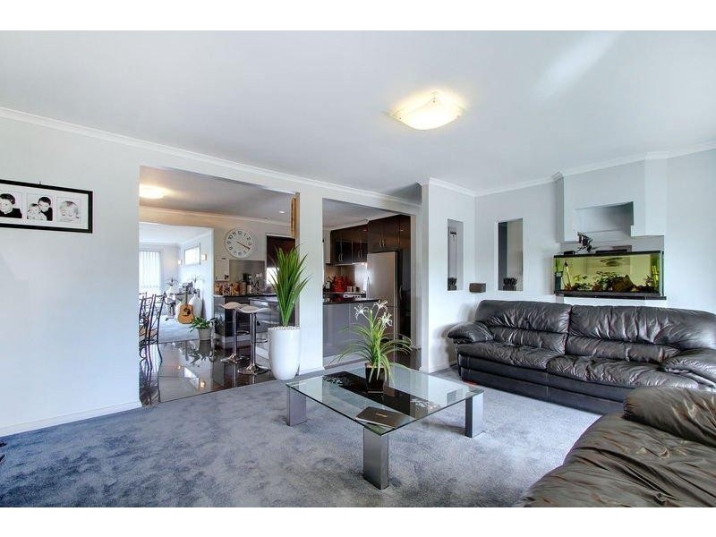 9 Ronald Place, Norwood TAS 7250