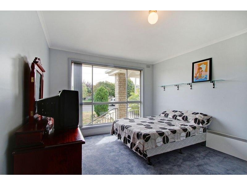 9 Ronald Place, Norwood TAS 7250