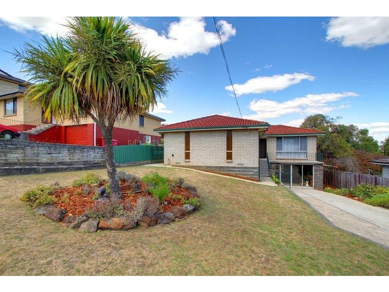 11 Caswell Street, Mowbray TAS 7248