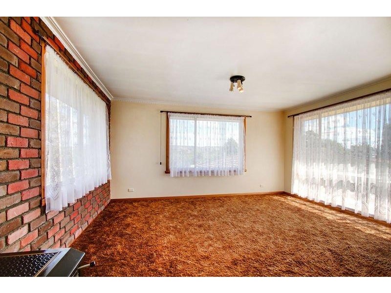 11 Caswell Street, Mowbray TAS 7248