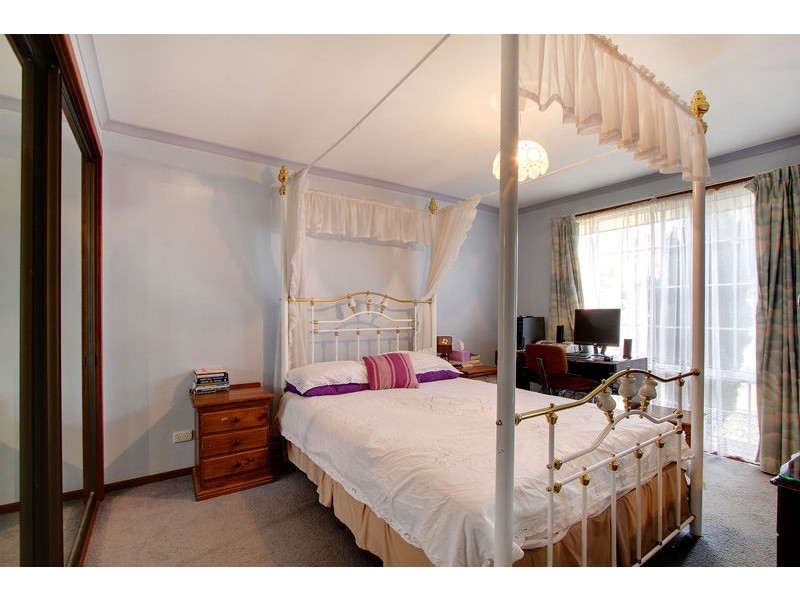 4 Commodore Drive, Newnham TAS 7248