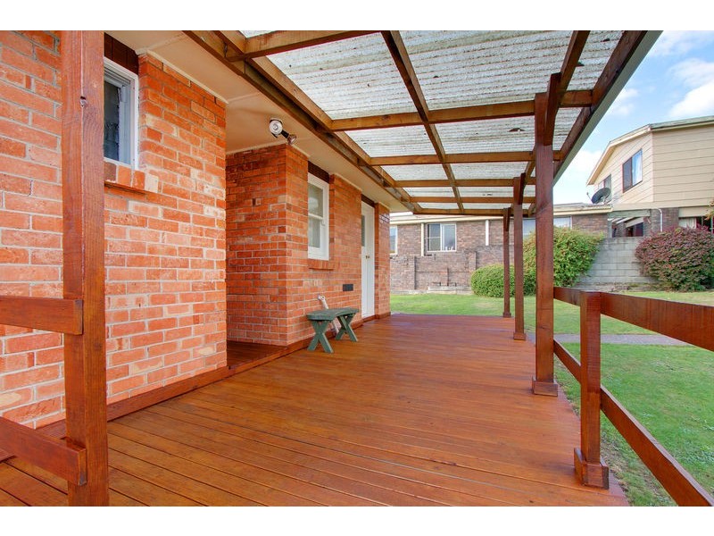 49 Tompsons Lane, Newnham TAS 7248