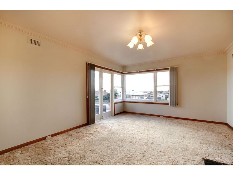 49 Tompsons Lane, Newnham TAS 7248