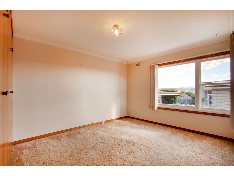 49 Tompsons Lane, Newnham TAS 7248
