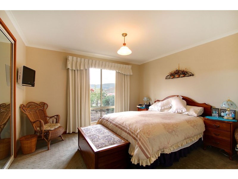 1/13 Baker Court, Blackstone Heights TAS 7250