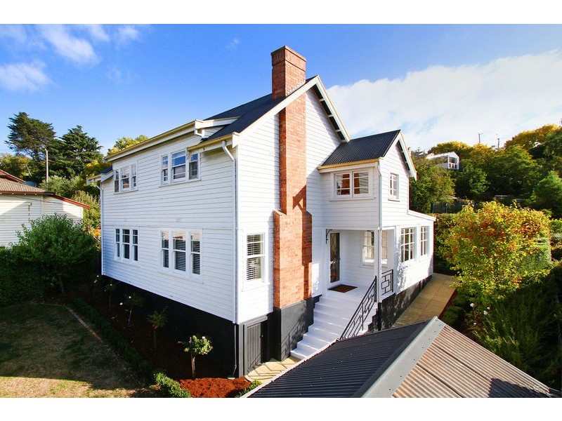 8 Junction Street, Newstead TAS 7250