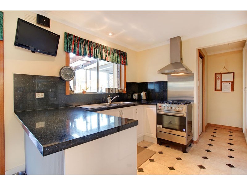 18 Walnut Grove, Summerhill TAS 7250