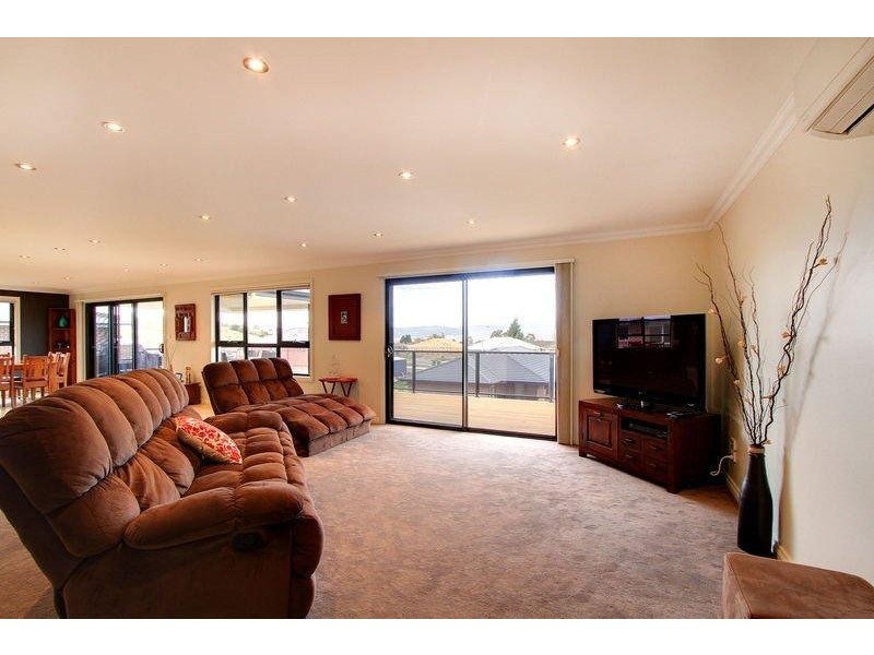 10 Assisi Avenue, Riverside TAS 7250
