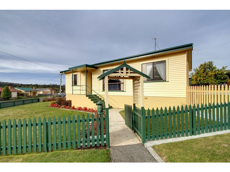 60 Hargrave Crescent, Mayfield TAS 7248