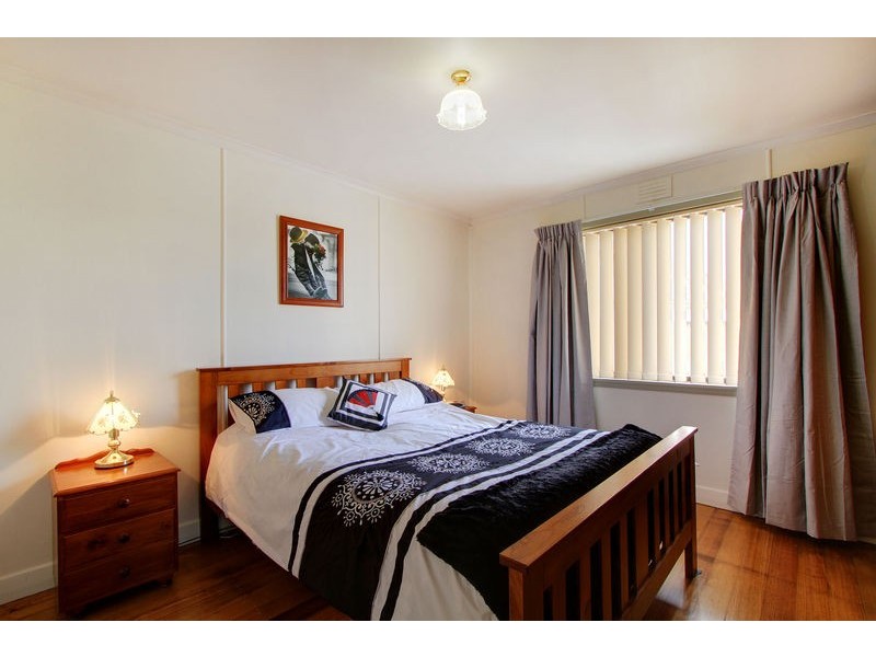 60 Hargrave Crescent, Mayfield TAS 7248