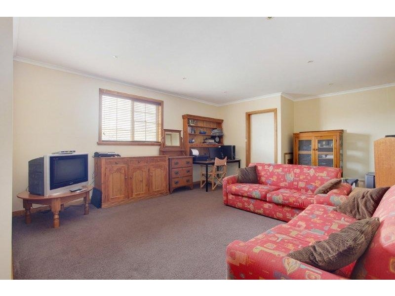 8 Jupiter Crt, Prospect TAS 7250