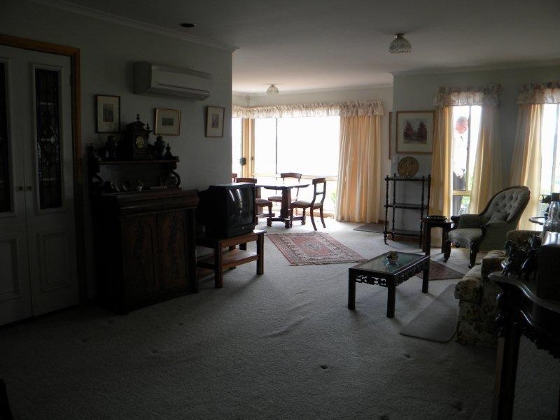 2/56 Floreat Crescent, Trevallyn TAS 7250