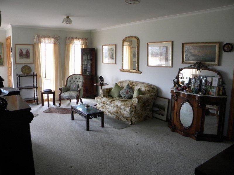 2/56 Floreat Crescent, Trevallyn TAS 7250