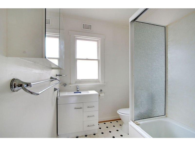 24 Riseley Street, Kings Meadows TAS 7249