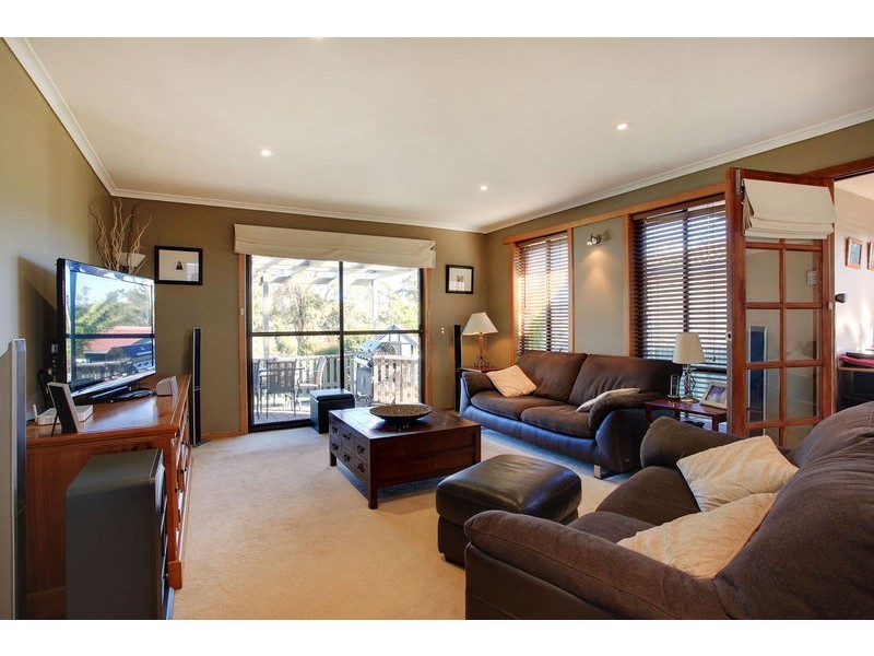 16 Far View Avenue, Riverside TAS 7250