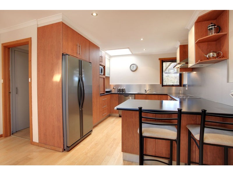 16 Far View Avenue, Riverside TAS 7250