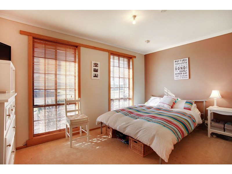 16 Far View Avenue, Riverside TAS 7250