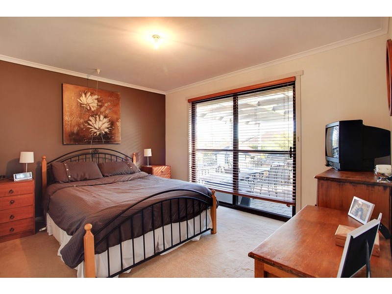 16 Far View Avenue, Riverside TAS 7250