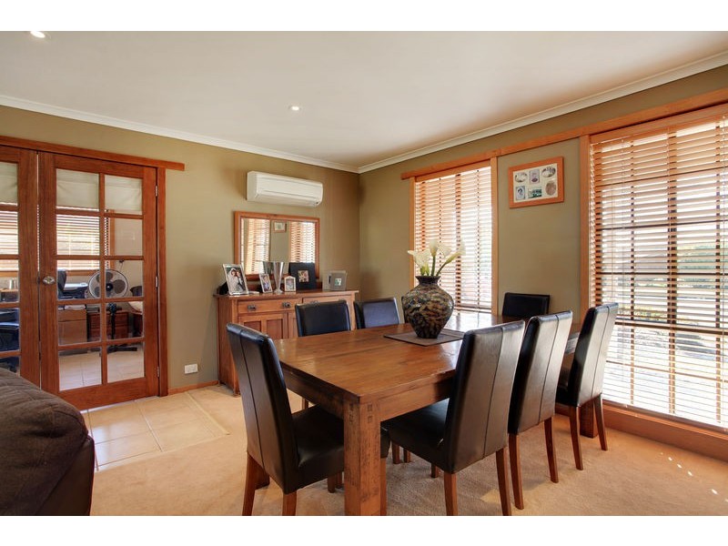 16 Far View Avenue, Riverside TAS 7250