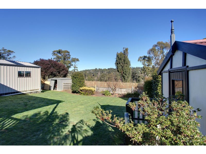 16 Far View Avenue, Riverside TAS 7250